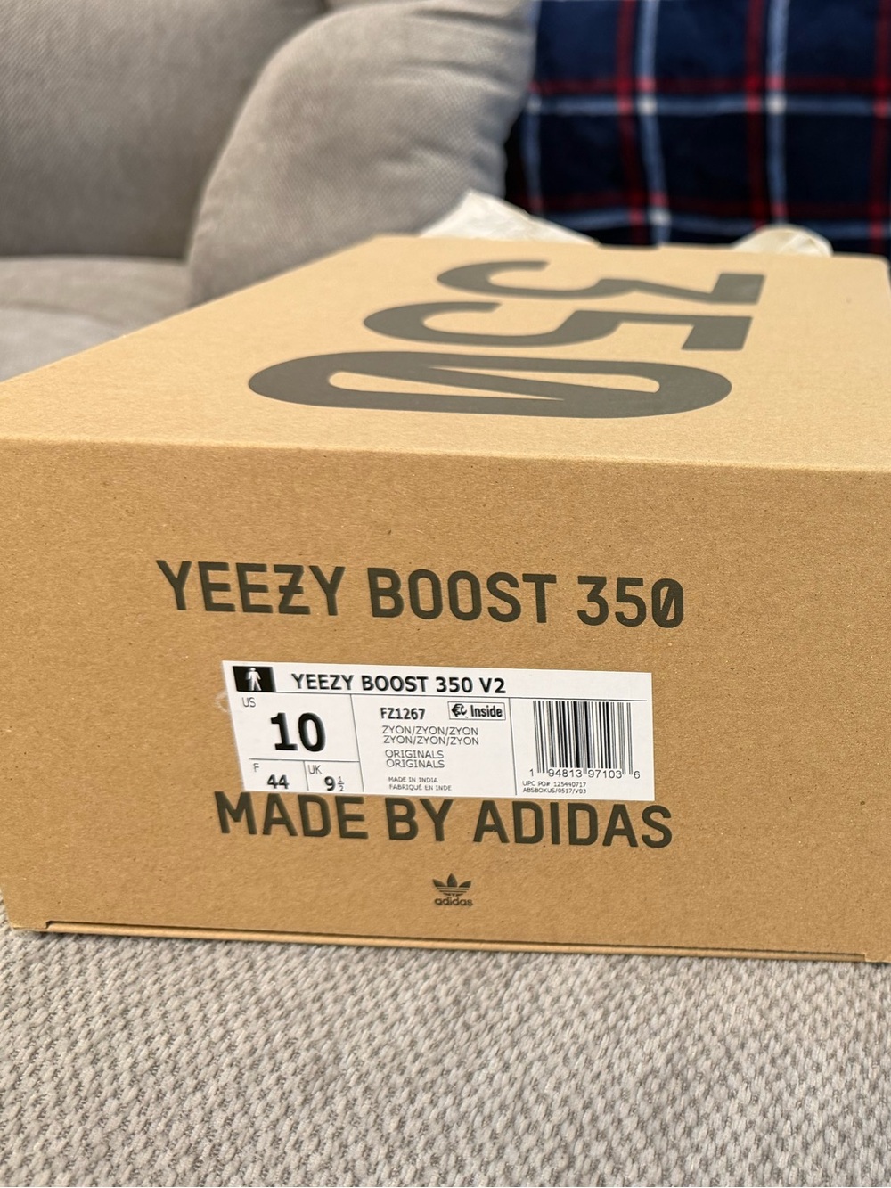 Adidas Yeezy Boost 350 V2 Core Zyon Sneakers - Picture 6 of 6
